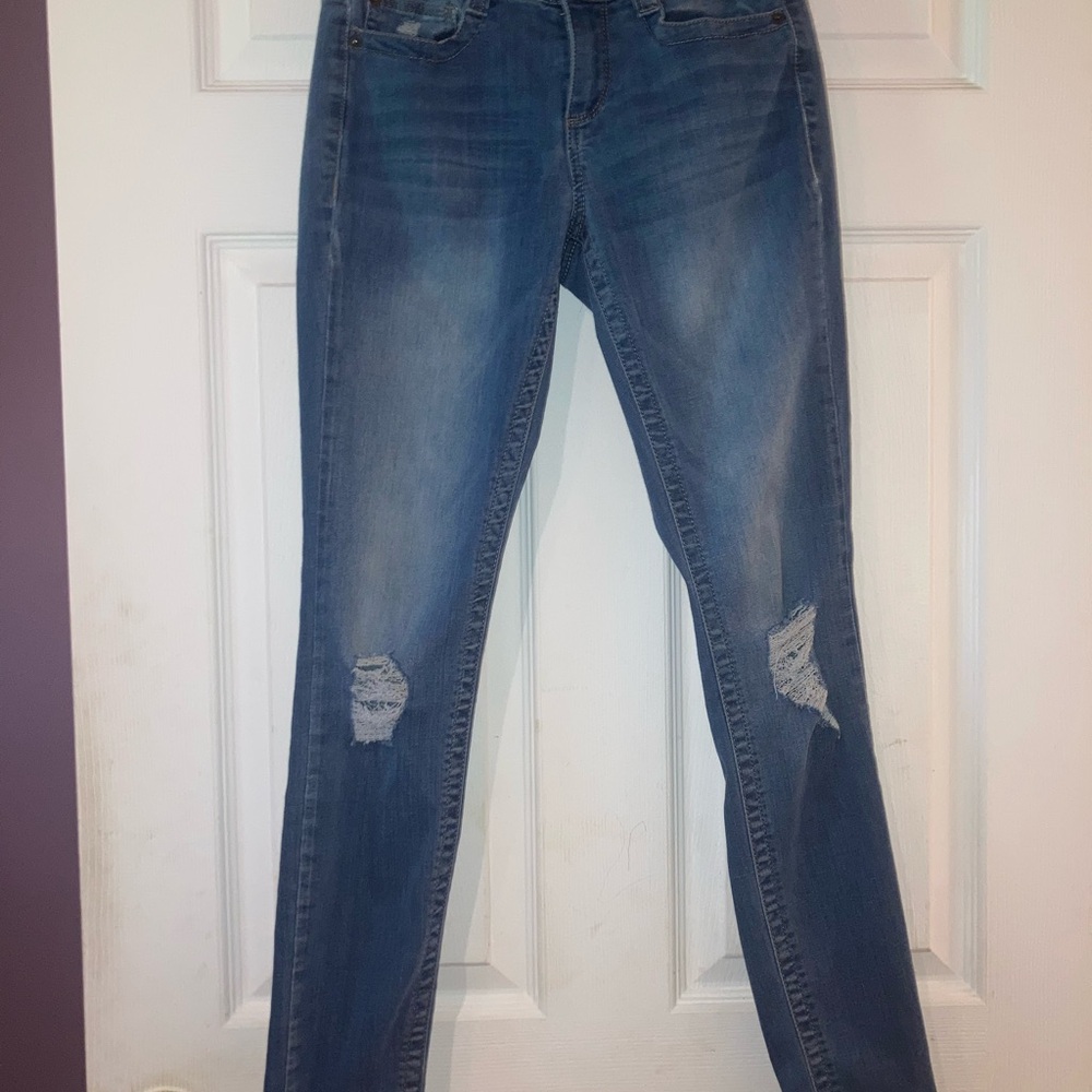 Mudd Blue Skinny Jeans with Distressed Knees